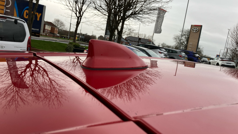 Toyota C-HR 1.8 Hybrid Design 5dr CVT Hybrid Hatchback